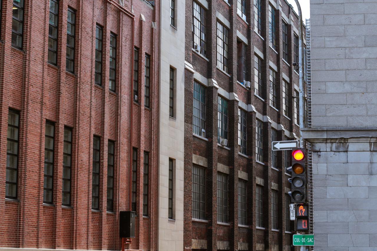 Pied-A-Terre Mont-Royal Hostel Montreal Exterior photo